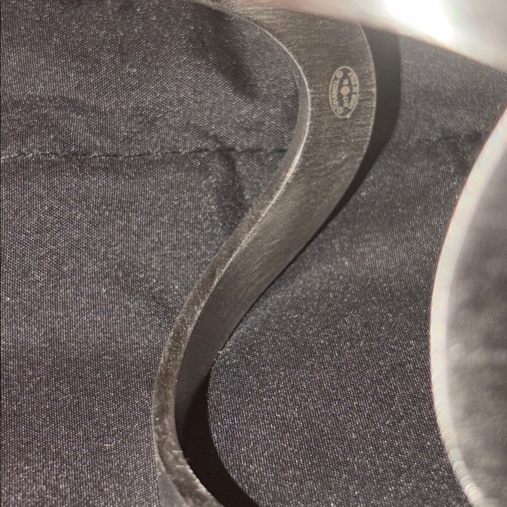 CHANEL interlocking CC Silver tone Metal Open Cuff Bracelet + dust bag - Picture 6 of 9